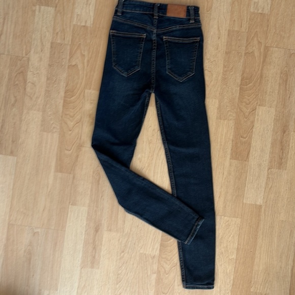 Zara Denim for women, size 02, dark blue, skinny - Picture 2 of 4
